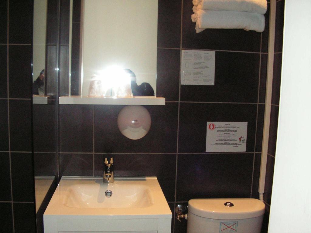 Le Cassiden Hotel Cassis Quarto foto
